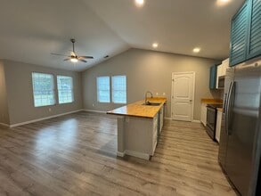 4007 Cordoba Dr in Conway, SC - Building Photo - Building Photo