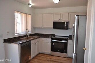 976 E Greenlee Ave in Apache Junction, AZ - Building Photo - Building Photo