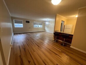 257 N Main St, Unit 1 in Andover, MA - Building Photo - Building Photo