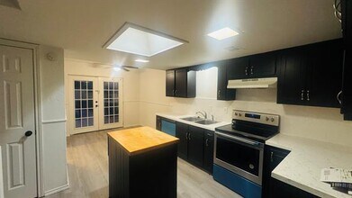 604 Towne House Ln in Richardson, TX - Building Photo - Building Photo