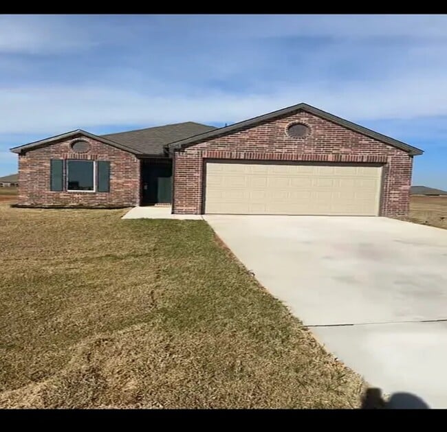 property at 3028 E Wells Ave