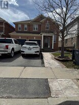 58 Brentcliff Dr in Brampton, ON - Building Photo