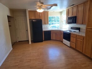 413 Barretta St in Sonora, CA - Building Photo - Building Photo