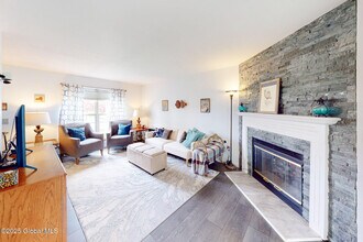 103 Delaware Ave in Troy, NY - Building Photo - Building Photo