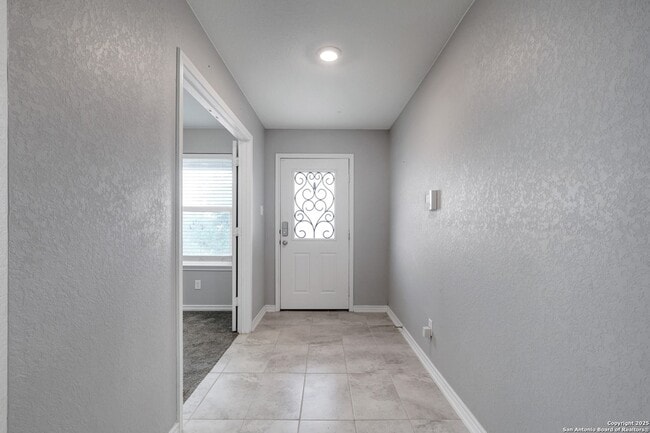 5123 Papalote Garden in Converse, TX - Building Photo - Building Photo