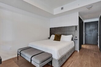 398 NE 5th St, Unit SI ID1504112P in Miami, FL - Foto de edificio - Building Photo