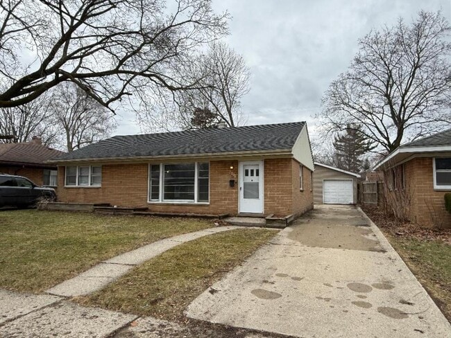 property at 3106 Shawnee Ave