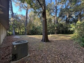 1100 SW 20 Pl in Gainesville, FL - Building Photo - Building Photo