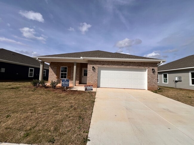 property at 19641 Amberley Rd