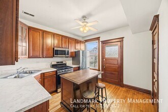 2528 N Monticello Ave in Chicago, IL - Building Photo - Building Photo