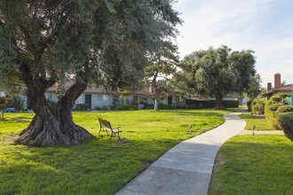 Mauna Loa Garden in West Covina, CA - Building Photo - Building Photo