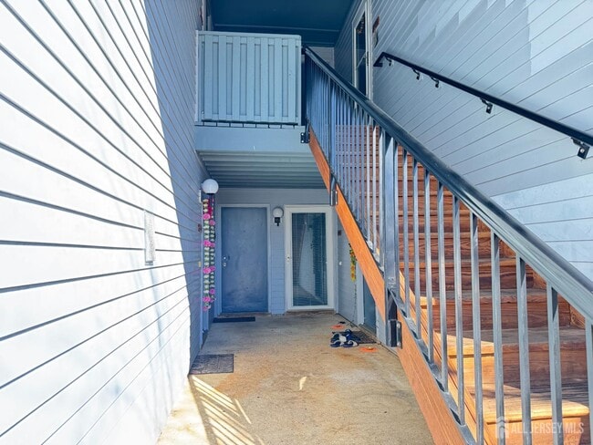property at 2015 Aspen Dr
