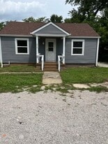 213 E Warfield St in Elizabethtown, KY - Building Photo