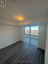 2425 Simcoe St N in Oshawa, ON - Building Photo - Building Photo