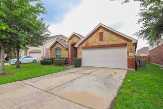 4419 Juniper Bay Ln in Baytown, TX - Foto de edificio - Building Photo