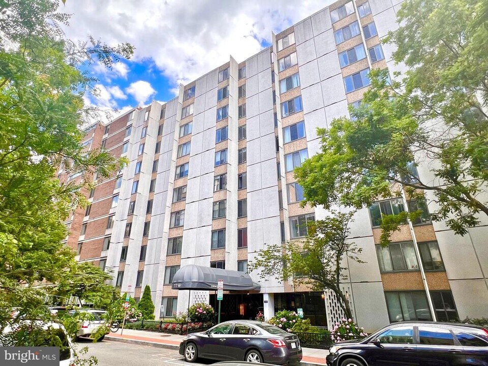 1440 N St NW in Washington, DC - Building Photo