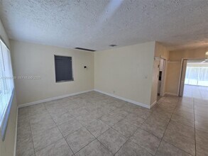 2511 Plunkett St in Hollywood, FL - Building Photo - Building Photo