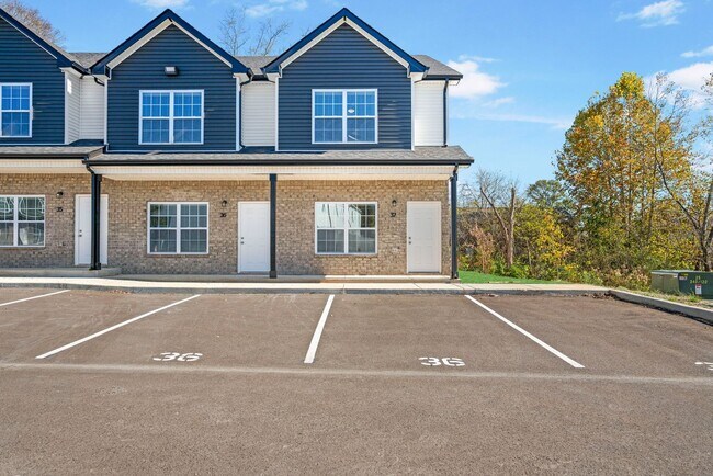 property at 870 Needmore Rd