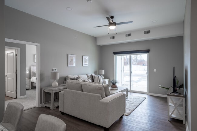 Frazier Apartments in Getzville, NY - Foto de edificio - Interior Photo