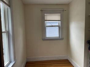 72 Bay State Rd in Quincy, MA - Building Photo - Building Photo