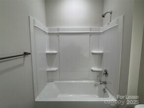 193 Titanium Dr in Statesville, NC - Building Photo - Building Photo