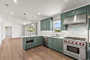 825 De la Vina St in Santa Barbara, CA - Building Photo