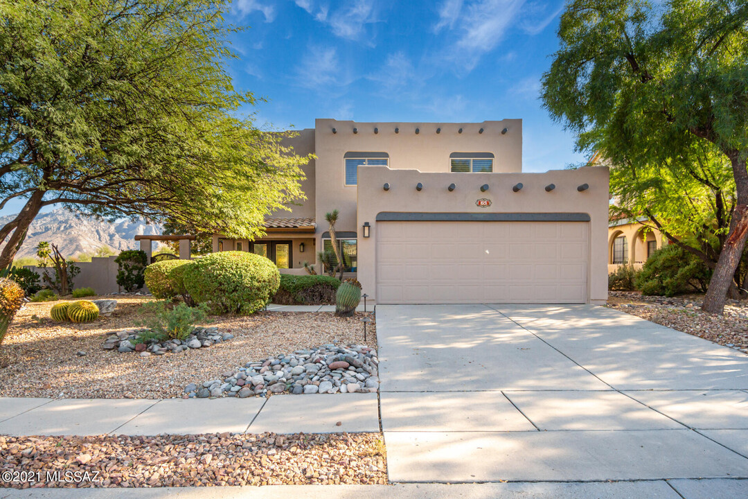 65 Blackstone Rd in Oro Valley, AZ - Building Photo