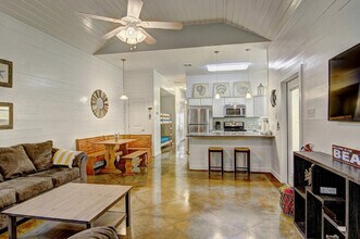 2212 TX-361, Unit SI ID1023186P in Port Aransas, TX - Building Photo - Building Photo