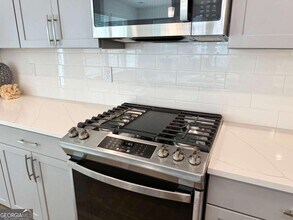 4180 Pierson Trce in Suwanee, GA - Building Photo - Building Photo