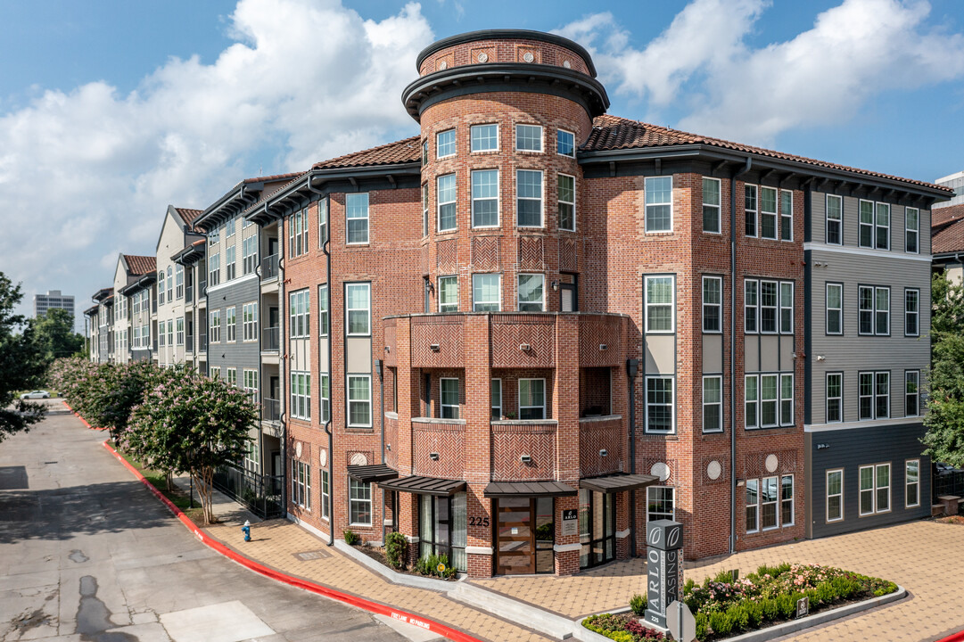 Arlo Buffalo Heights in Houston, TX - Foto de edificio