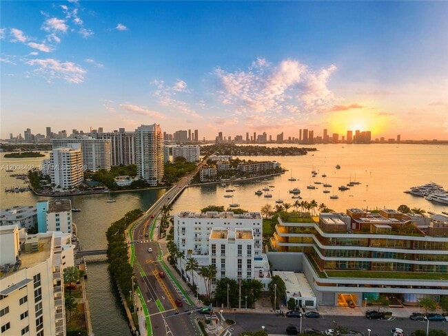 property at 1701 Sunset Harbour Dr