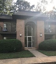 201 Orchard Trace Ln in Charlotte, NC - Building Photo