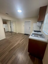 7606 Southside Ln, Unit A in Tampa, FL - Foto de edificio - Building Photo