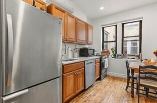 325 Summit Ave, Unit #203 in Boston, MA - Building Photo