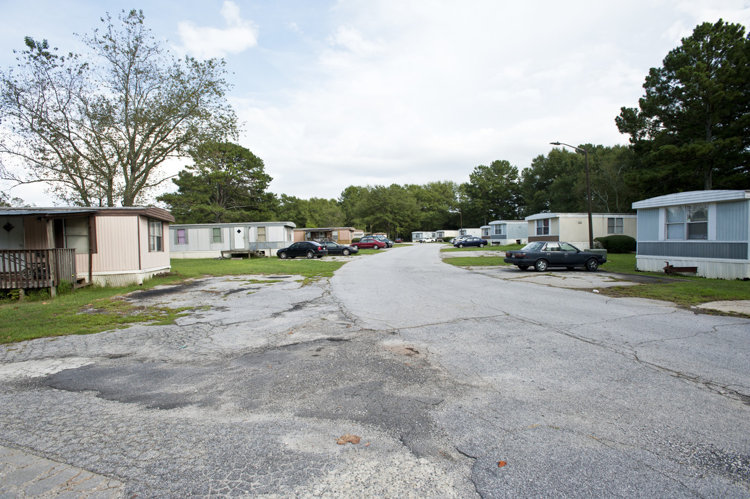 Walton Planned Community in Loganville, GA - Building Photo