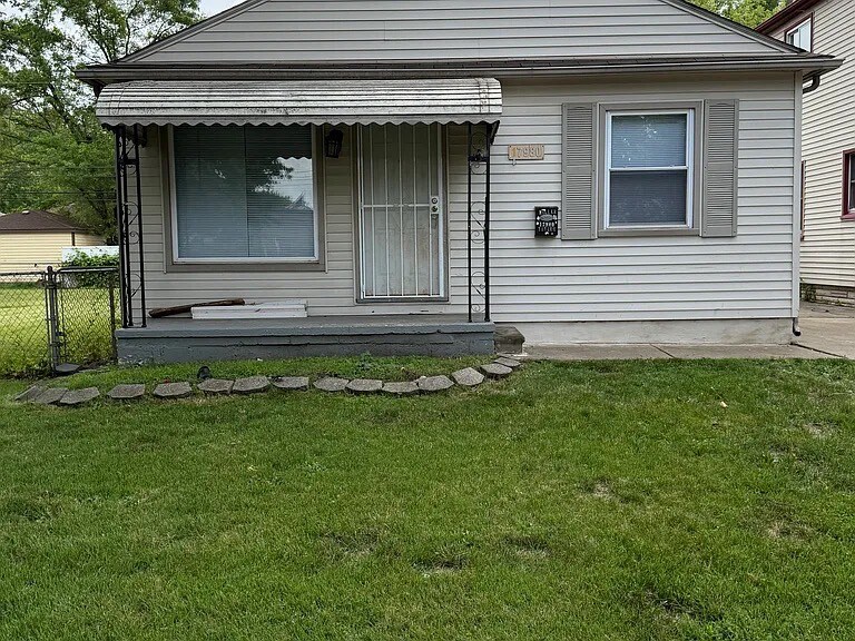 17980 Ruth St in Melvindale, MI - Building Photo