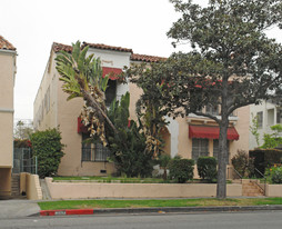 209 S Doheny Dr Apartments