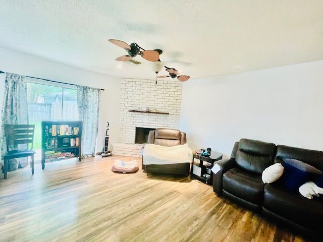 2122 Clemson Dr in Katy, TX - Building Photo - Building Photo