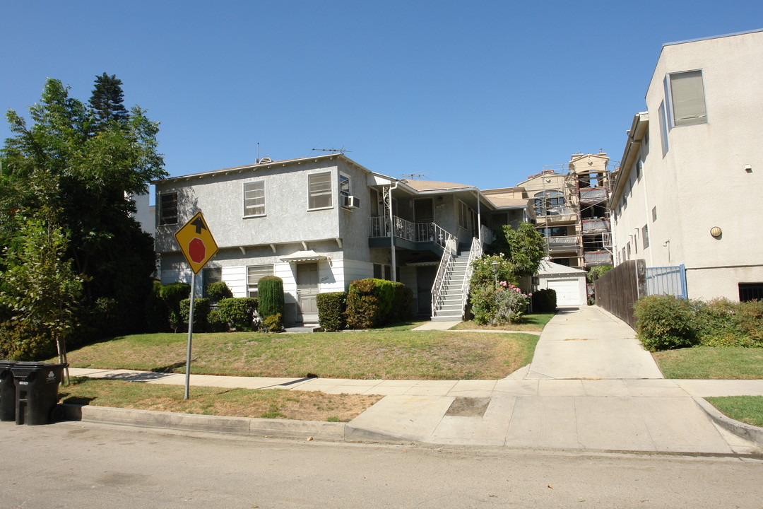 12061-12065 Hoffman St in Studio City, CA - Building Photo