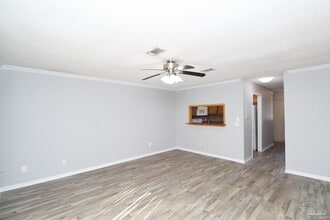 1305 Foxborough Dr in Pensacola, FL - Building Photo - Building Photo
