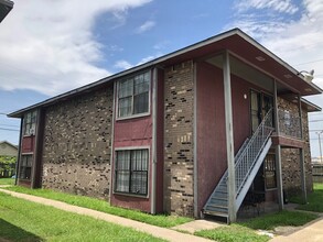 8506 Leake Ave in Baton Rouge, LA - Building Photo - Building Photo