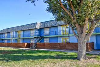 Mosaic in Midland, TX - Foto de edificio - Building Photo