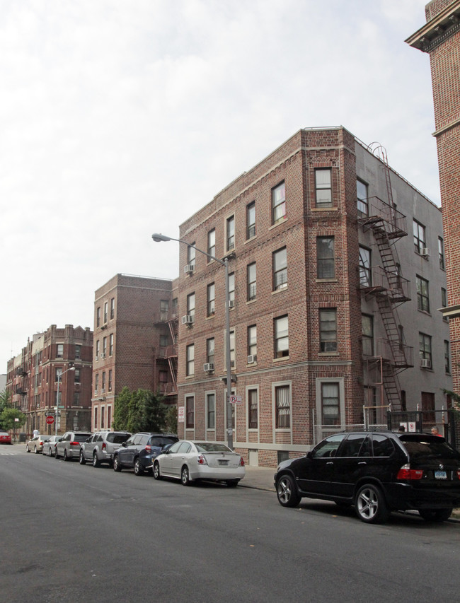 540 E 22nd St in Brooklyn, NY - Foto de edificio - Building Photo