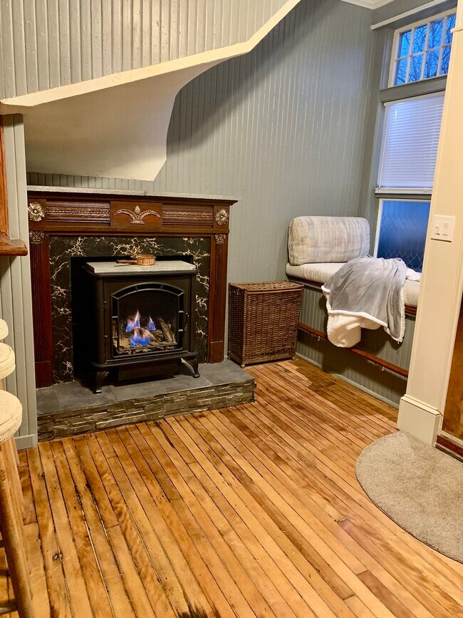 15 Kenyon St, Unit 1 in Providence, RI - Foto de edificio - Building Photo
