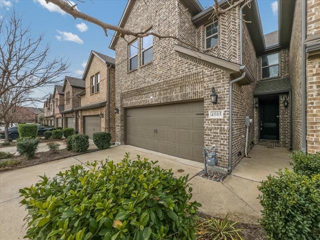 4505 Titus Cir in Plano, TX - Foto de edificio