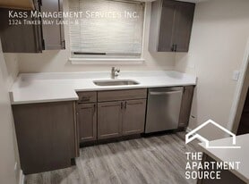 1324 Tinker Way, Unit 723 in Glenview, IL - Building Photo