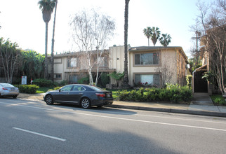 Chandler Apartments in Valley Village, CA - Building Photo - Building Photo