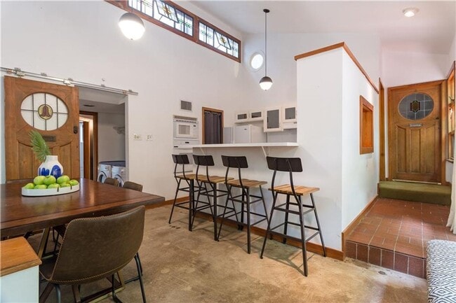 property at 2011 Alameda Dr