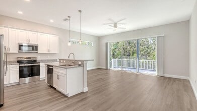 2930 River Run Wy in Bradenton, FL - Building Photo - Building Photo