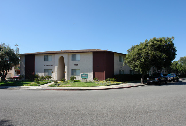 Armada Apartments in Ventura, CA - Foto de edificio - Building Photo